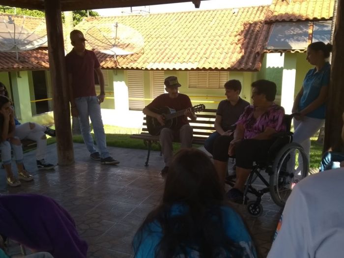 VISITA AO LAR DO IDOSO 